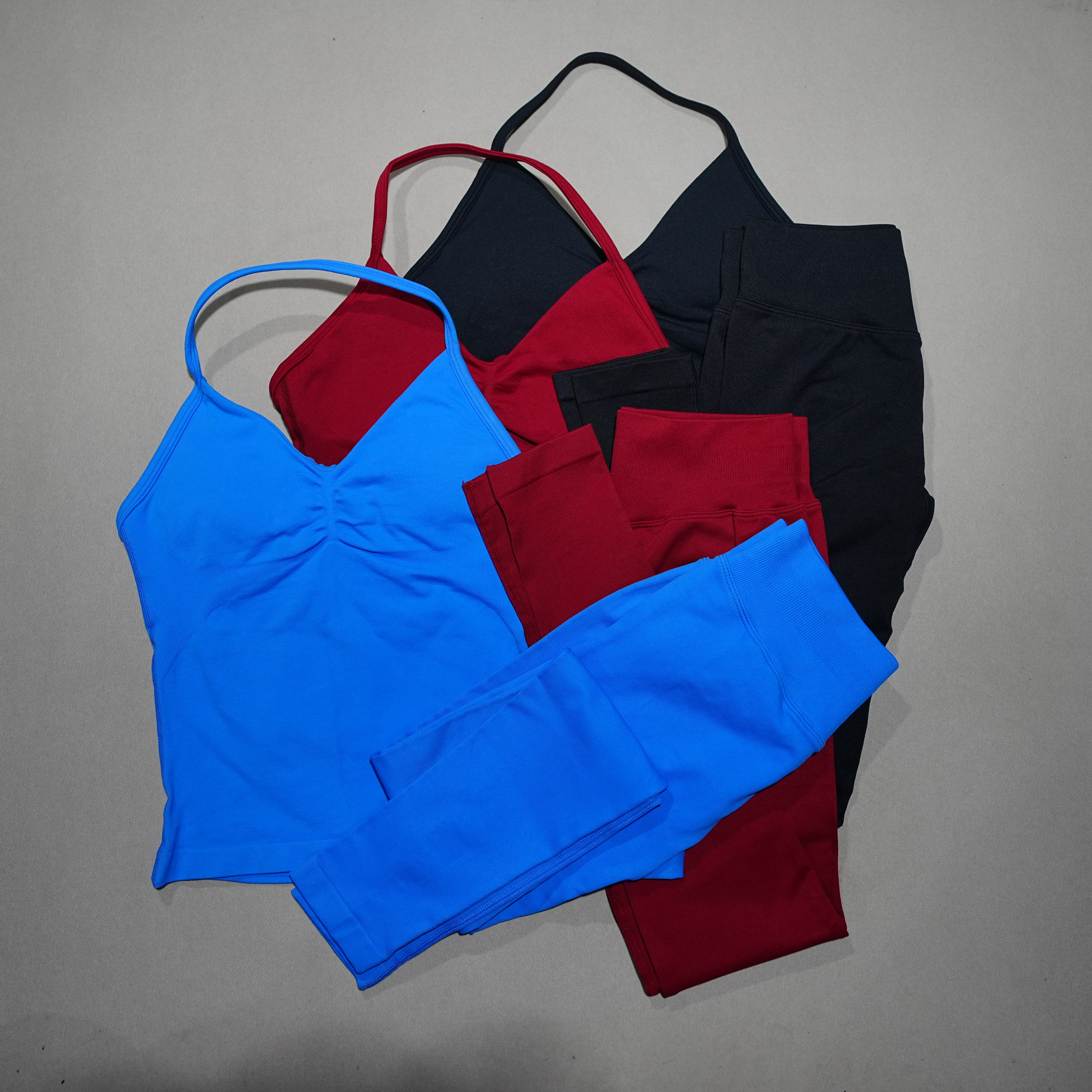 Home Gym Women - DFDK Women's 2-Piece Active Set, Backless