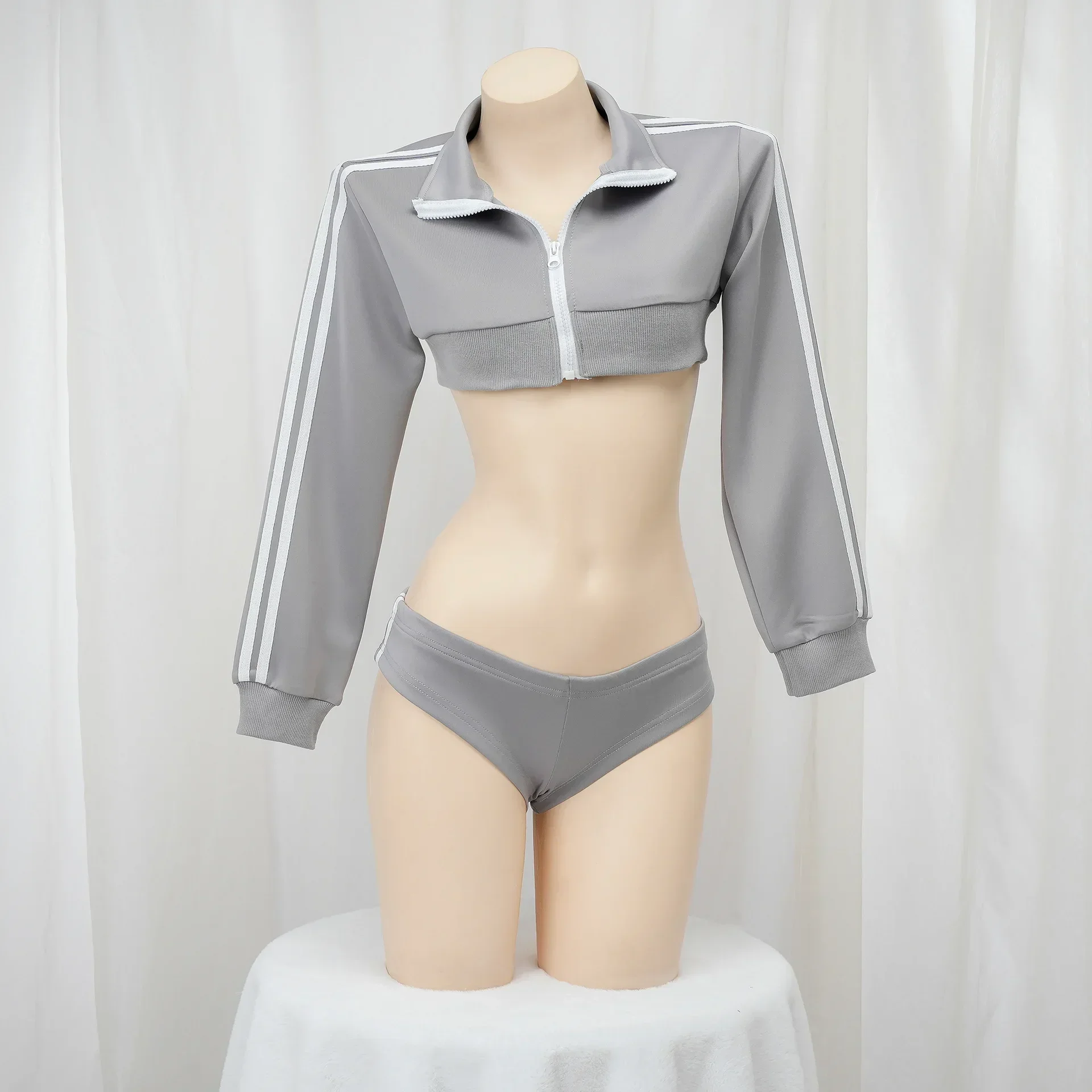 2025 Japanese Anime Student Sc - Home Gym Japan บทวิจารณ์และราคา
